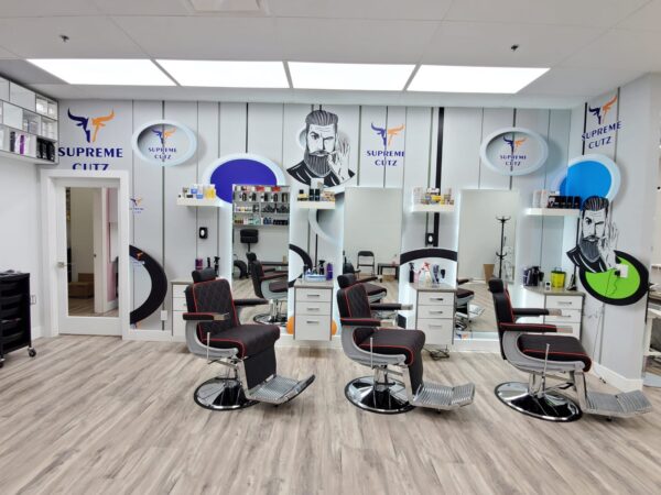 Head massage at Supreme Cutz